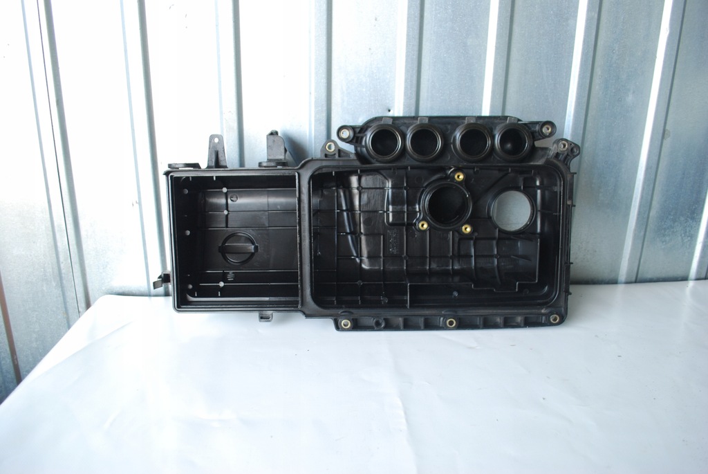 фото №5, Крышка клапанов nissan note 1.4b