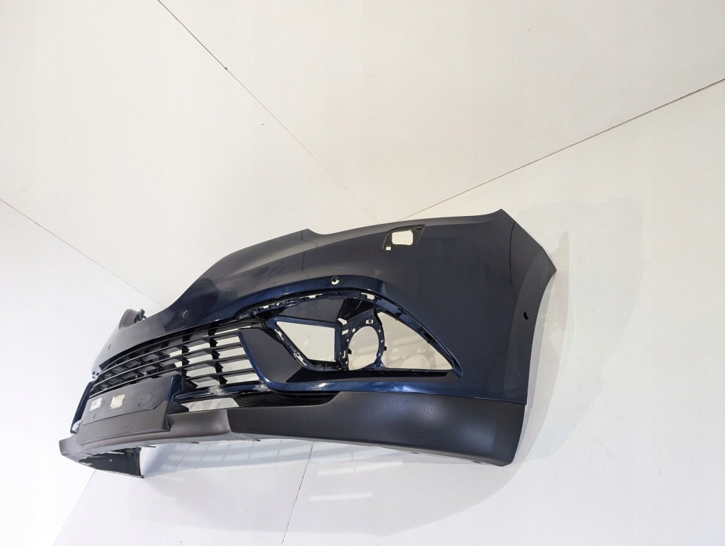 Бампер перед renault grand scenic 4 2016 2017 2018 2019 6pdc Оригинал