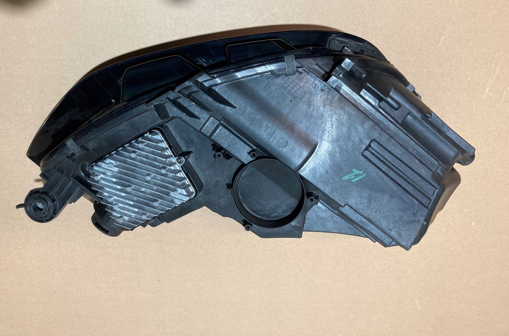 фото №13, Лампа левая передняя audi a4 b9 lift full led