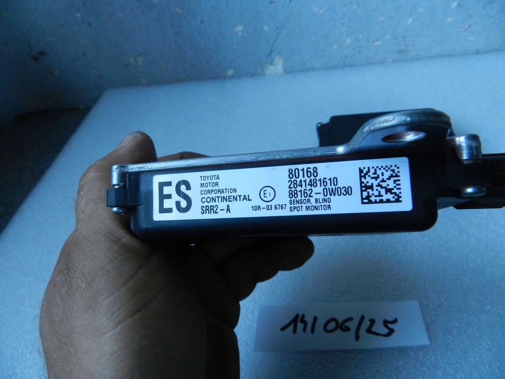 фото №4, Toyota lexus радар датчик мертвого pola 88162-0w030