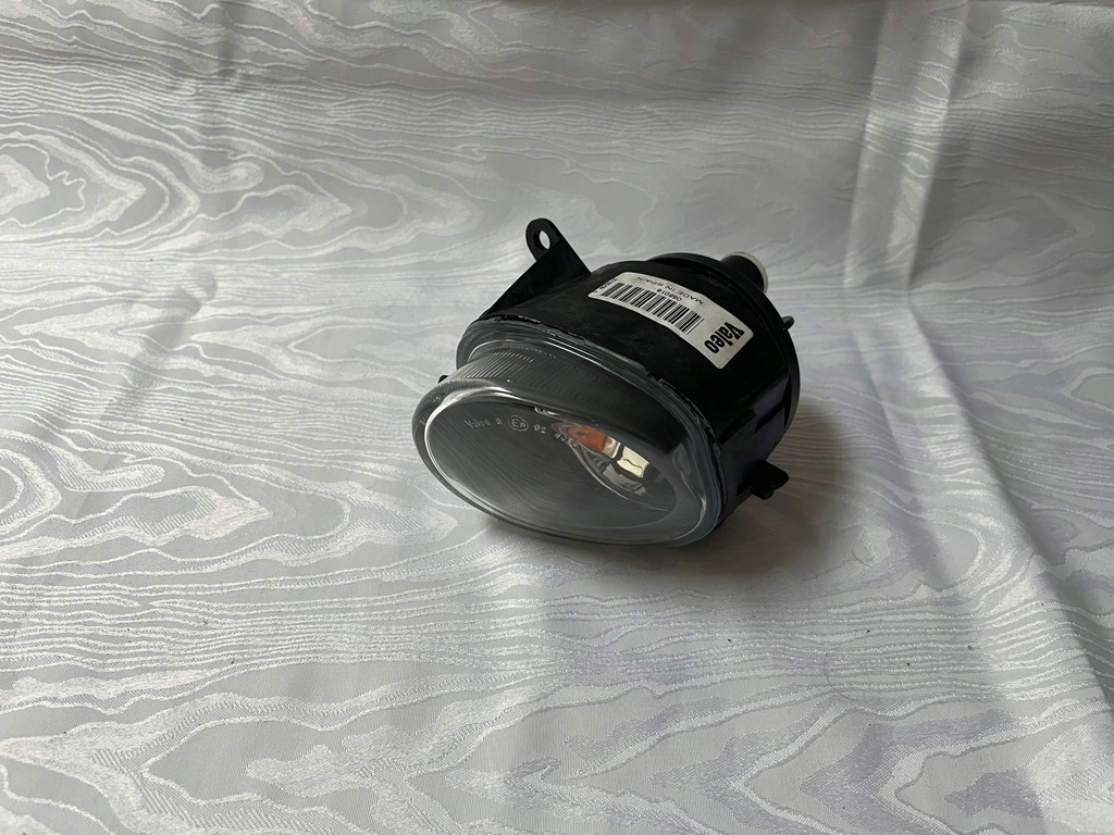 фото №12, Лампа права протитуманна протитуманна фара audi s3 99-03 оригінал valeo 8l9941700