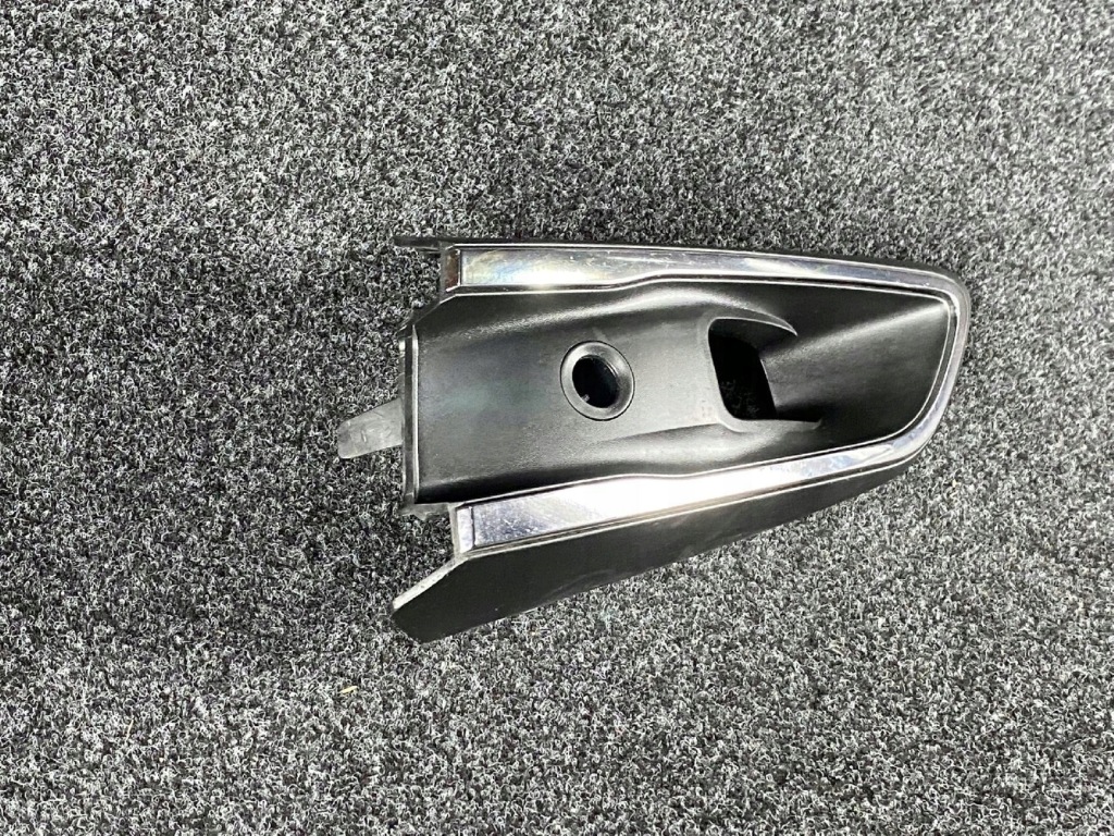 фото №1, Renault captur lift решётка бампера перед правая