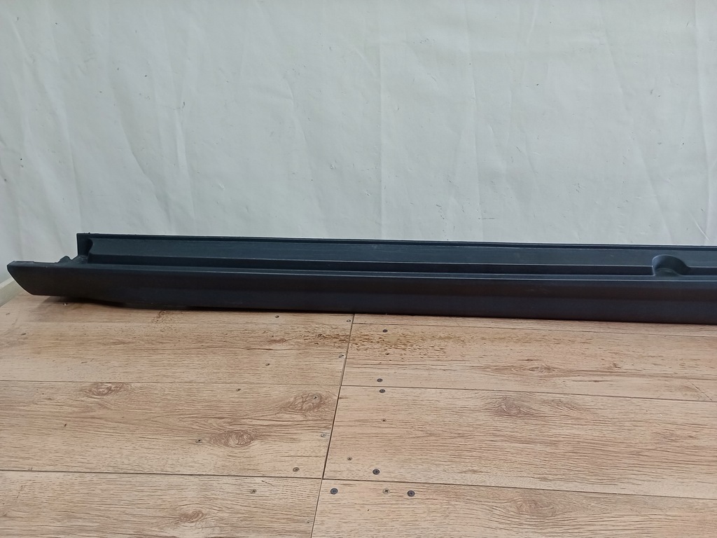 фото №7, Volvo v40 cross country порог молдинг порог левая