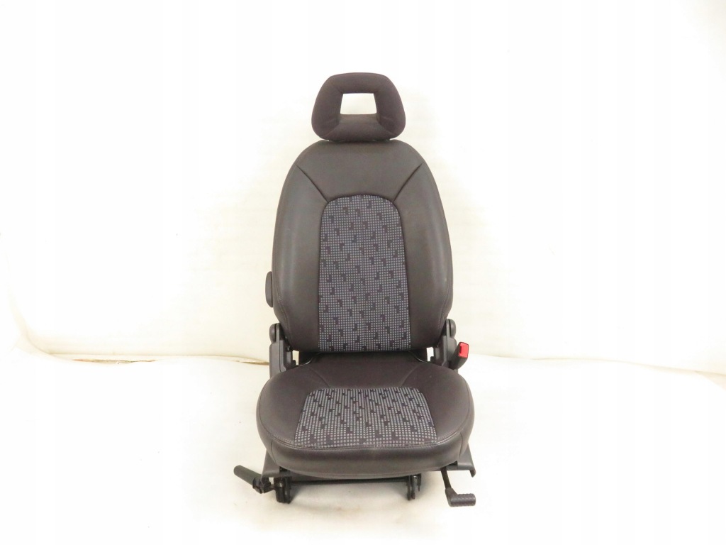 Купить Сиденье 2 ряд правый капитанское mercedes-benz klasa a w168