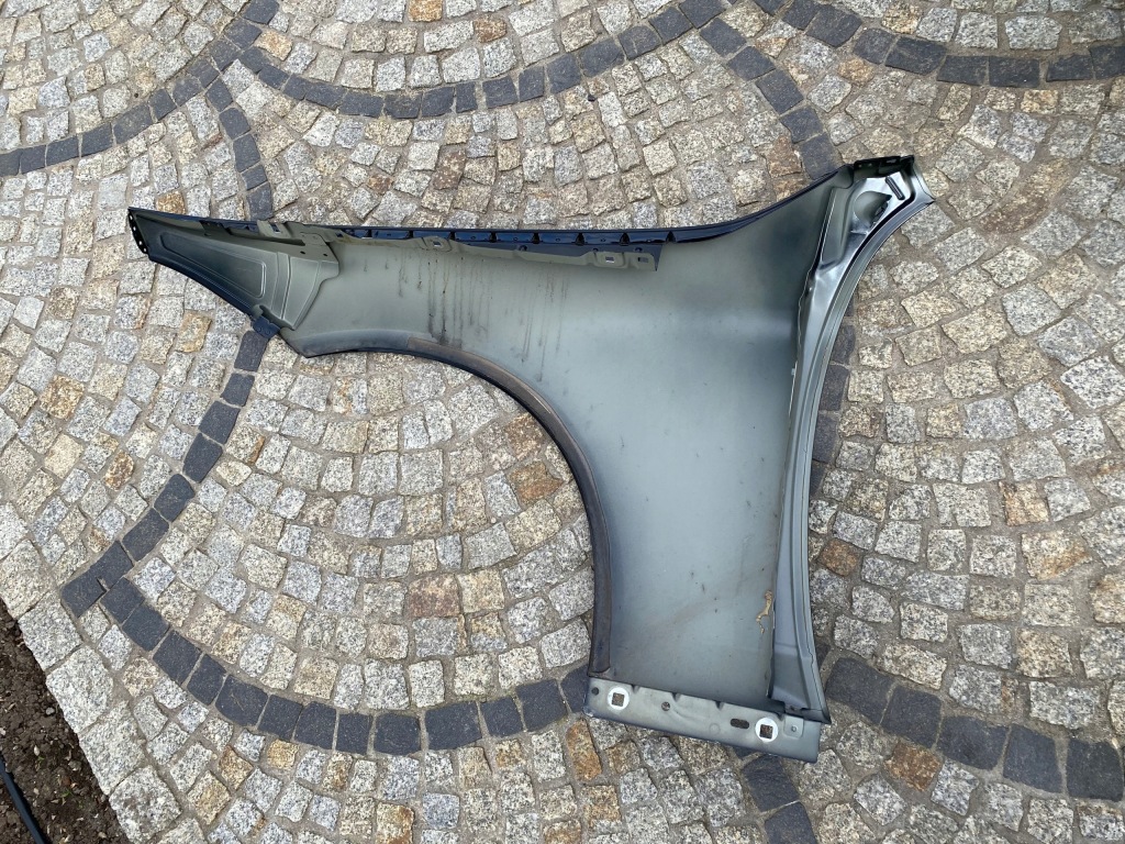 Mercedes 257 cls крила правий перед 2578810200 оригінал Оригінал