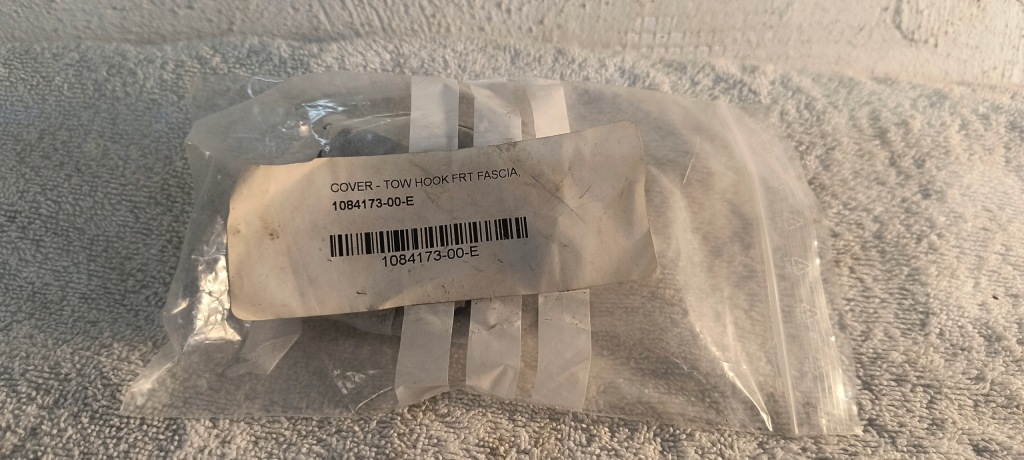 фото №4, Заглушка фаркоп w бампер tesla model 3