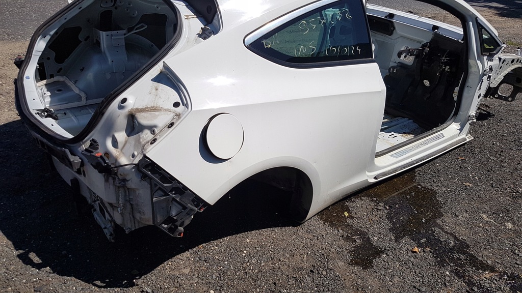 фото №1, Opel astra j iv 4 gtc четверть крыло правый задняя