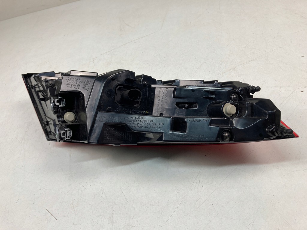 фото №14, Лампа права задня audi tt ttrs 8s led 8s0945096d