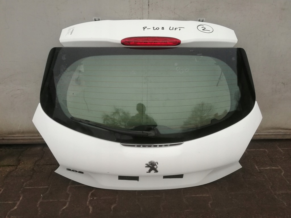 фото №1, Кришка багажника багажника скло задня peugeot 208 9810682180