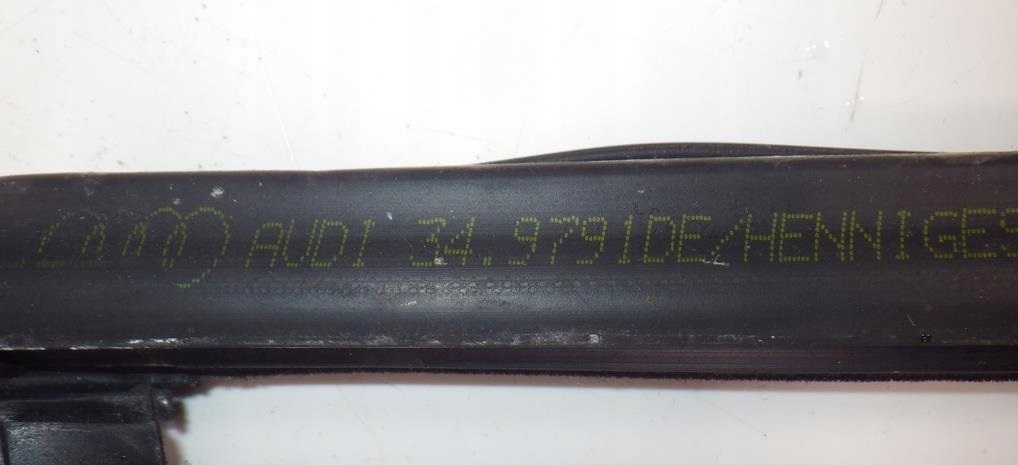 фото №13, Прокладка стекло правый задняя 4f9839440n audi a6 c6 s6