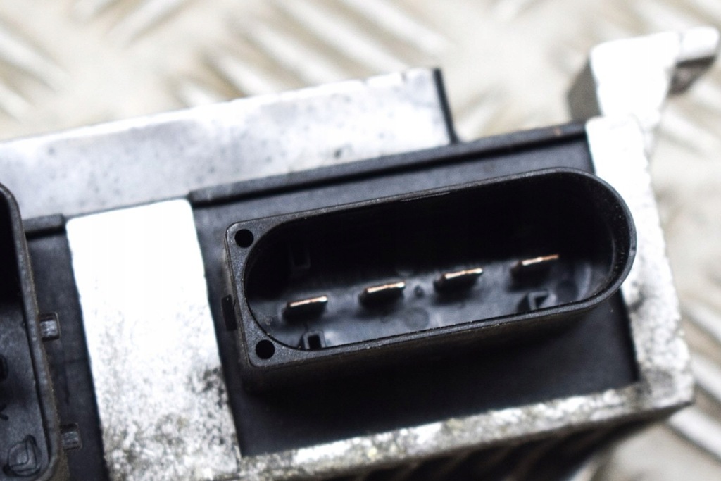 фото №6, Opel vauxhall movano b реле свеча накаливания 8200558438a 2.30 дизель 81