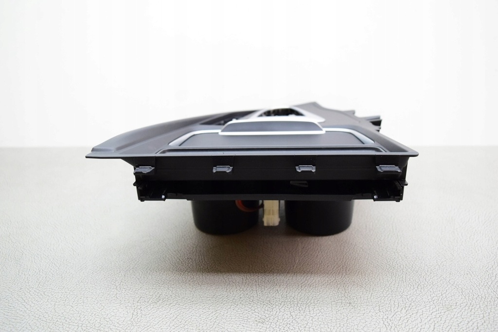 фото №11, Рамка средняя приборная панель bmw 4 coupe f32, f82 9234132 2.0l дизель 120kw