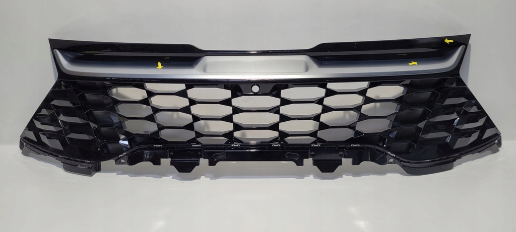 фото №1, Решётка радиатора решётка радиатора бампера kia sportage v 86350-r2030