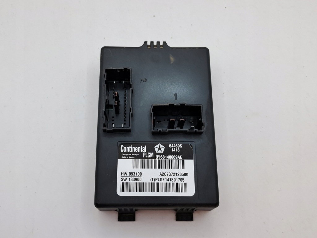 фото №1, Dodge durango 18- модуль крышки a2c7372120500 usa