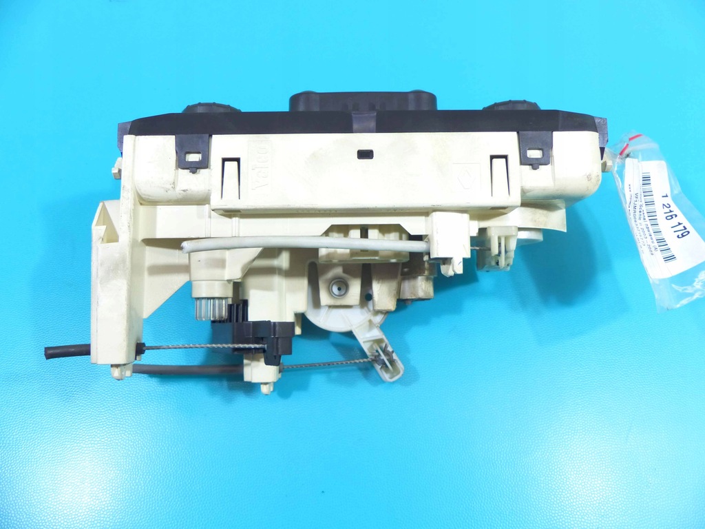 фото №6, Консоль панель обдув renault scenic ii 03-06