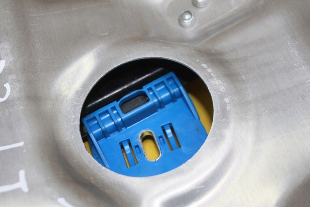 фото №6, Механизм стекло audi оригинальный номер 4e0839849