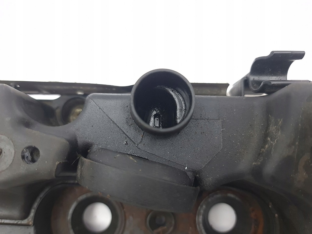 фото №9, Audi a4 s4 b9 2017 кришка клапанів