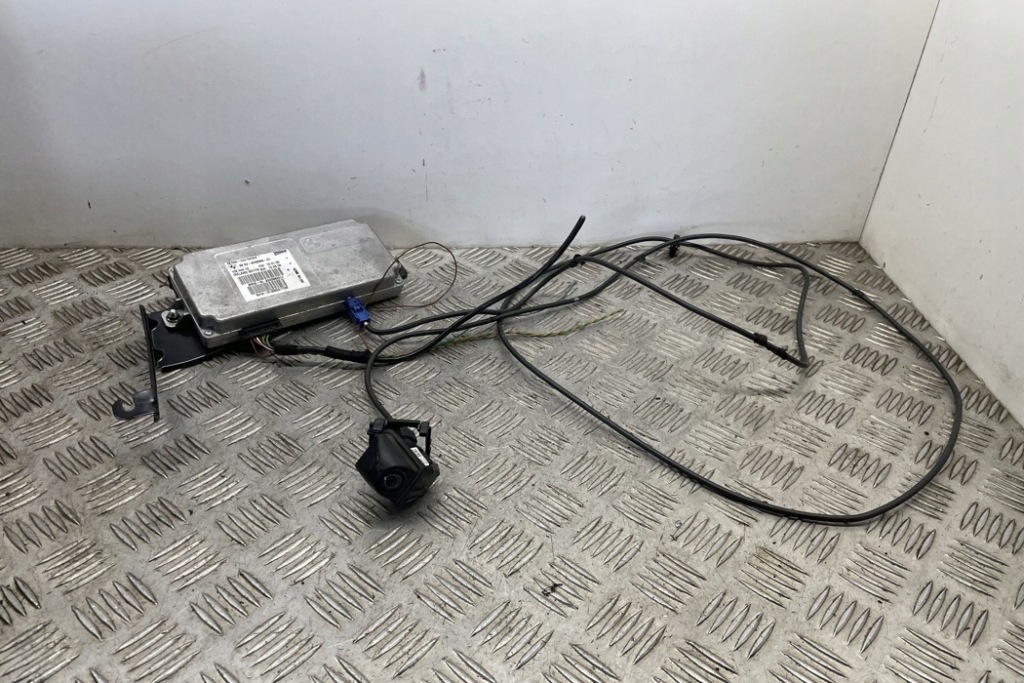 фото №12, Камера крышки багажника bmw 7 f01, f02 9240984 3.0l дизель 180kw 2010