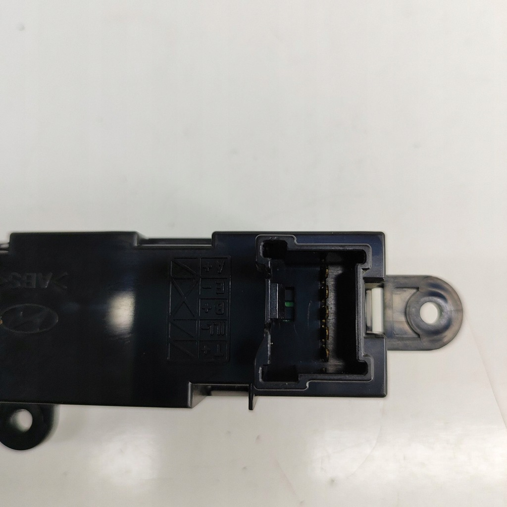 фото №7, Hyundai h-1, starex, satellite 2008 приборная панель