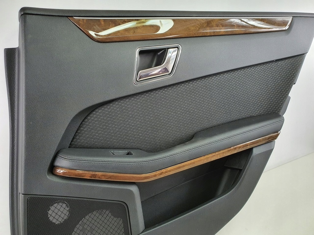 фото №5, Обивка обшивка дверь правый задняя mercedes w212