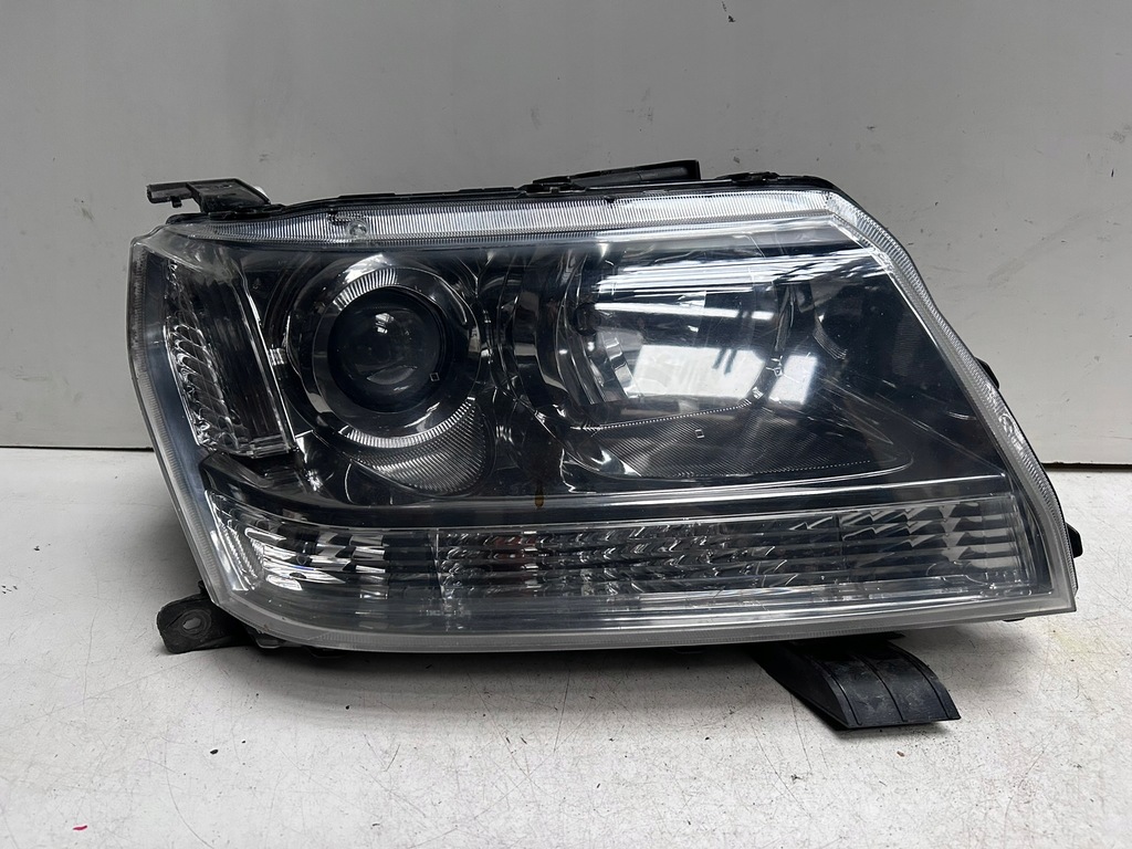 фото №1, Фара правый suzuki grand vitara линза