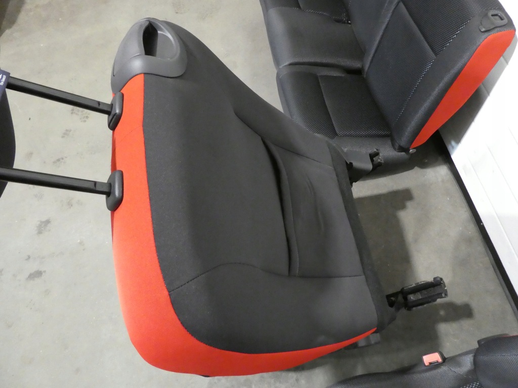 фото №15, Комплект сидінь renault clio iii 3d