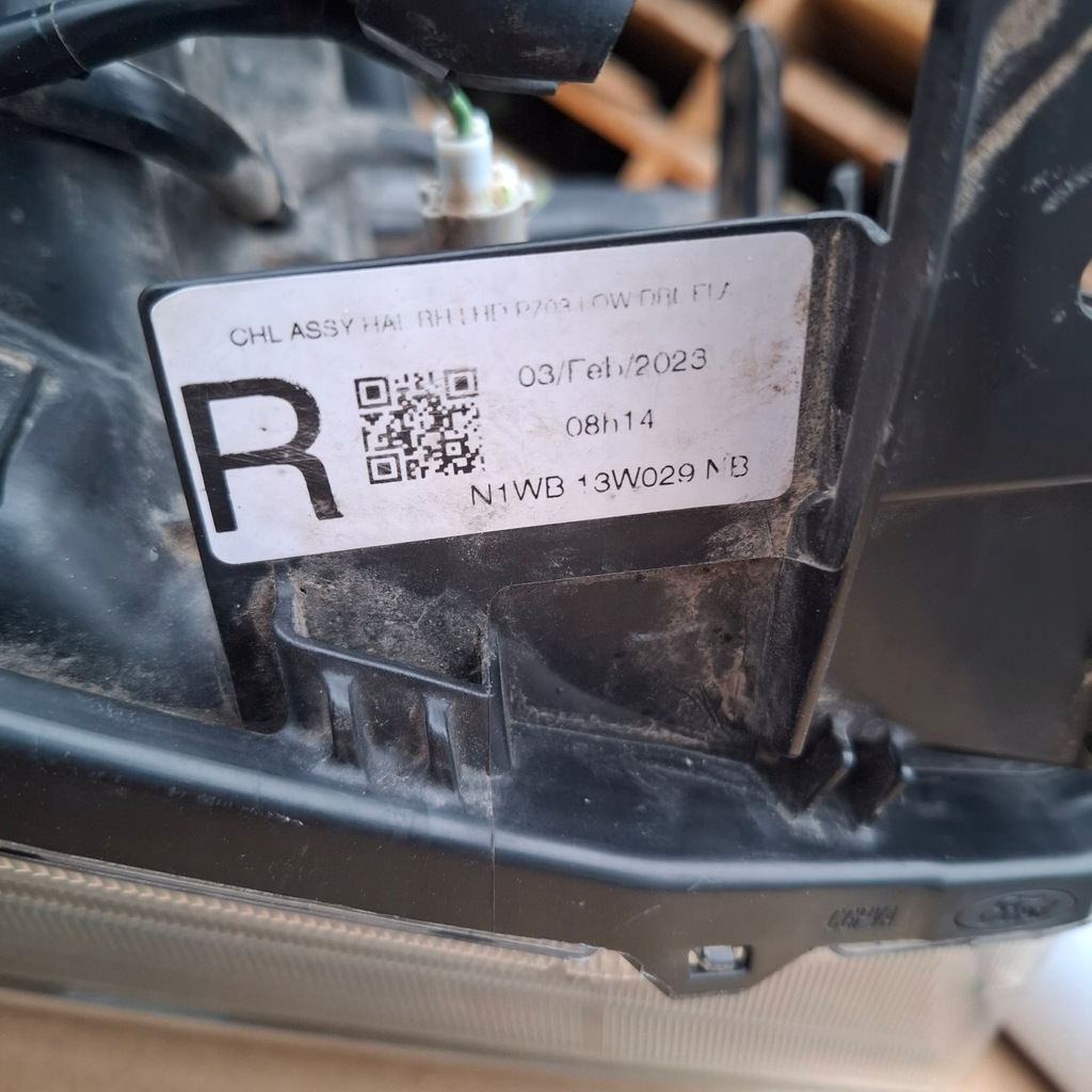 фото №10, N1w-13w029-nb ford ranger iv 4 22- 23- обычная лампа фара передний правый