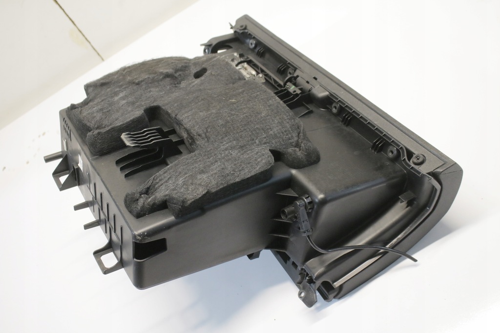 фото №5, Бардачок пассажира mercedes w169 a-klasa