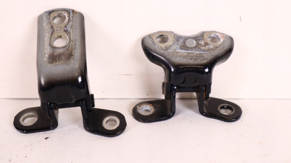 фото №1, Toyota land cruiser 200 петли дверь правых перед 218