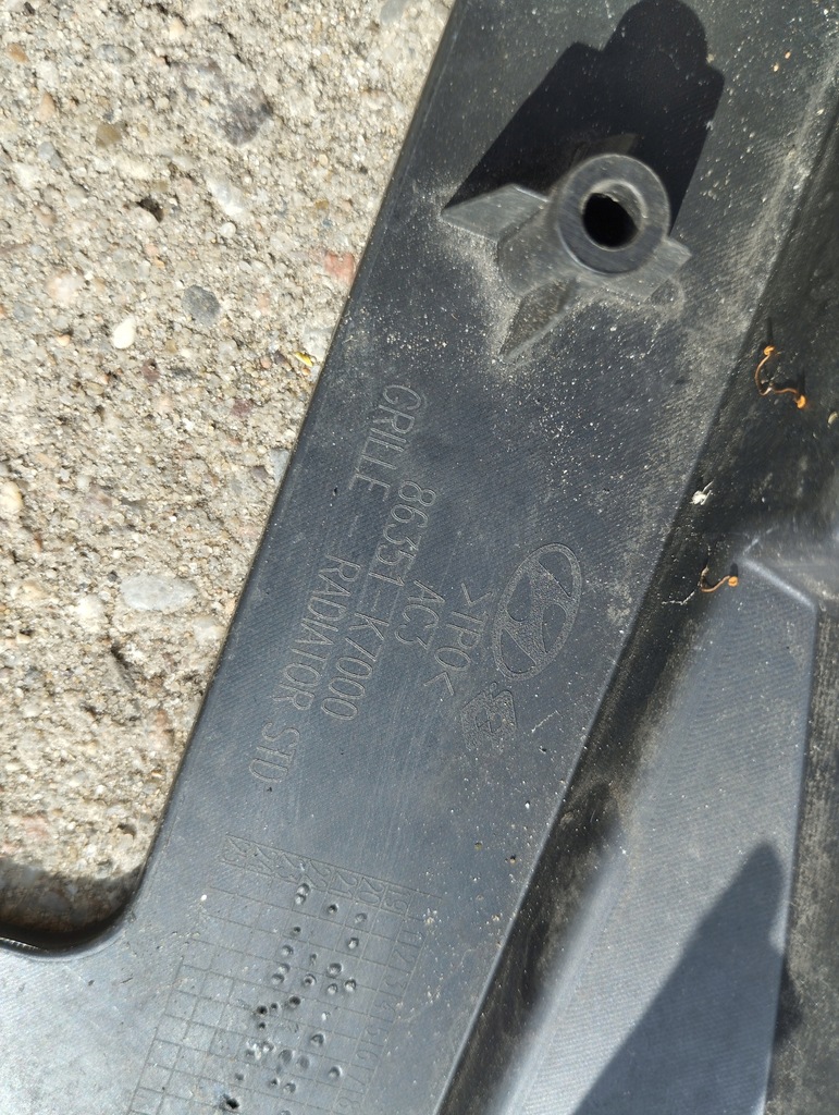 фото №8, Решітка радіатора решітка радіатора решітка права ліва середина hyundai i10 iii 3