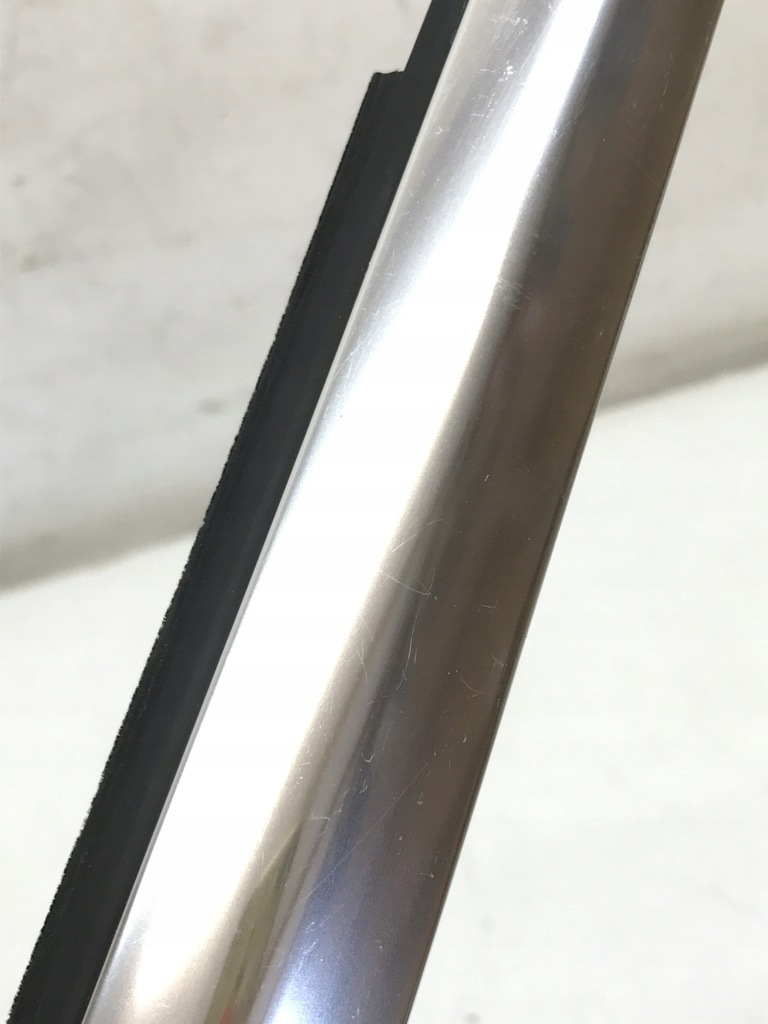 фото №6, Молдинг уплотнитель дверь левая задняя mercedes v295 eqs a2957202930