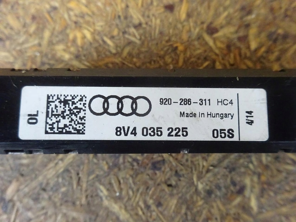 фото №9, Audi s3 a3 8v 8v4 5d sportback усилитель антенный 8v4035225
