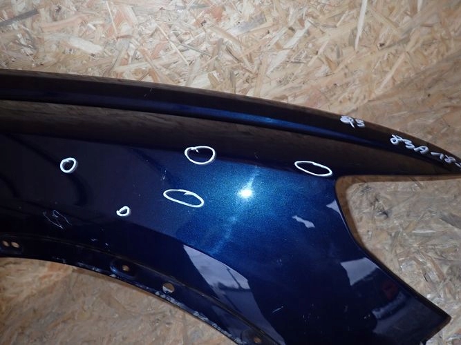 Audi q3 83a 18- крыло  правый  передний перед в Украине