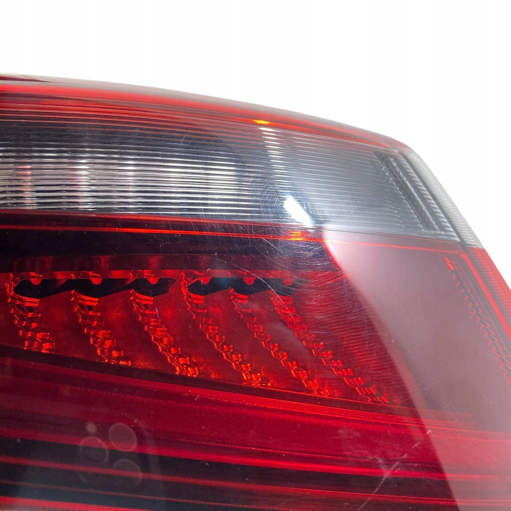 фото №9, Alfa romeo stelvio 2019 ліва сторона лампи задні