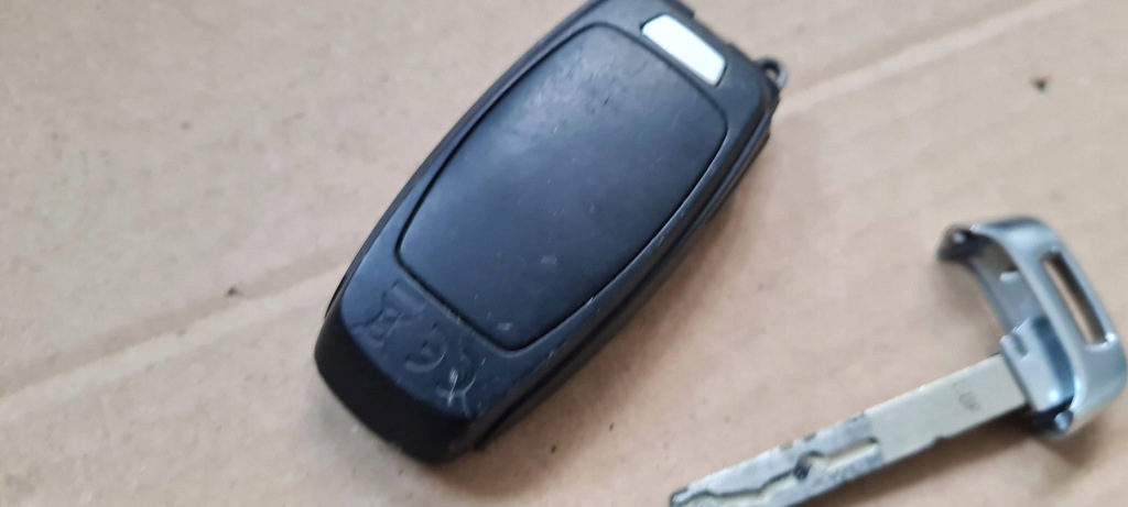 фото №7, A6 c8 4k ключ pilot 4n0959754cq a7 4k