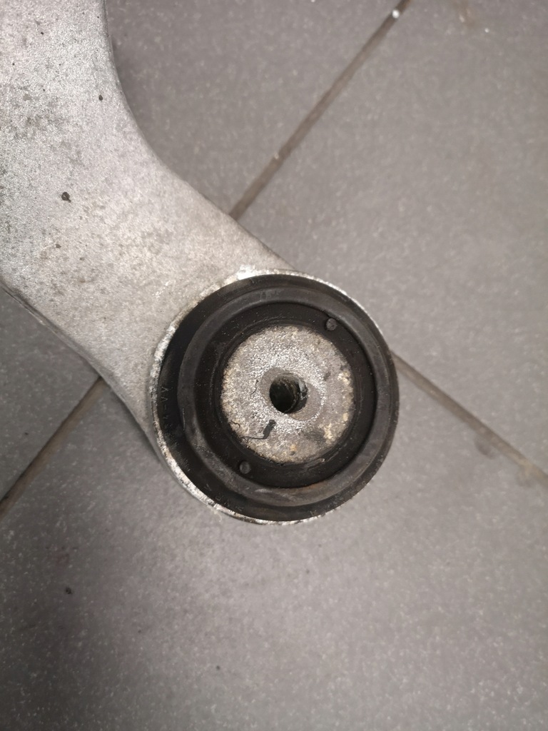 фото №7, Кронштейн кронштейн мост audi s6 a6 rs6 c5 4.2 bt 4b3599285