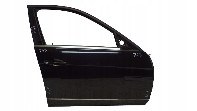 фото №16, Mercedes w212 дверь правое перед c197