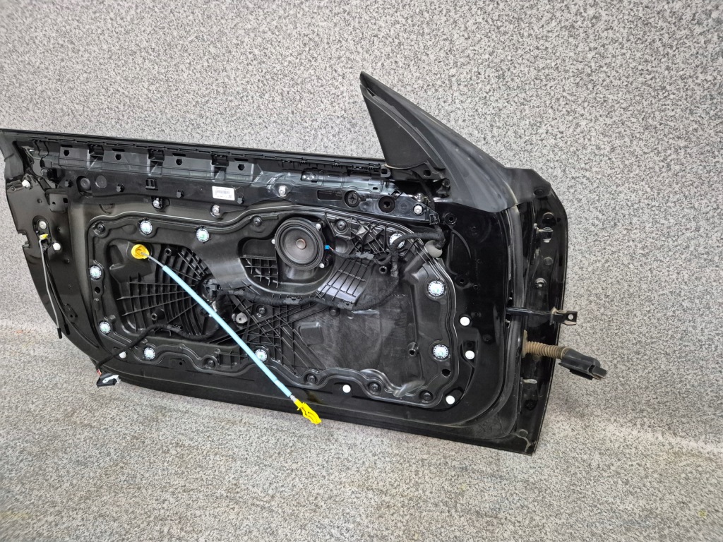 Дверь левая перед левая bmw 4 g22 g23 m4 g82 g83 475 черный sapphire Доставка