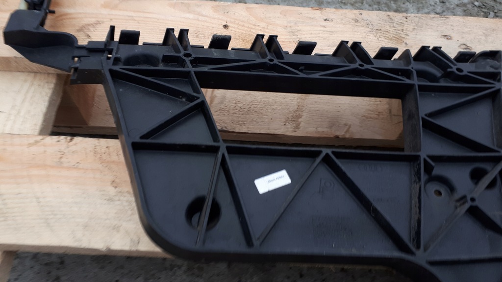 фото №7, A4 b8 s4 направляющая бампера задняя sedan левый правый kpl