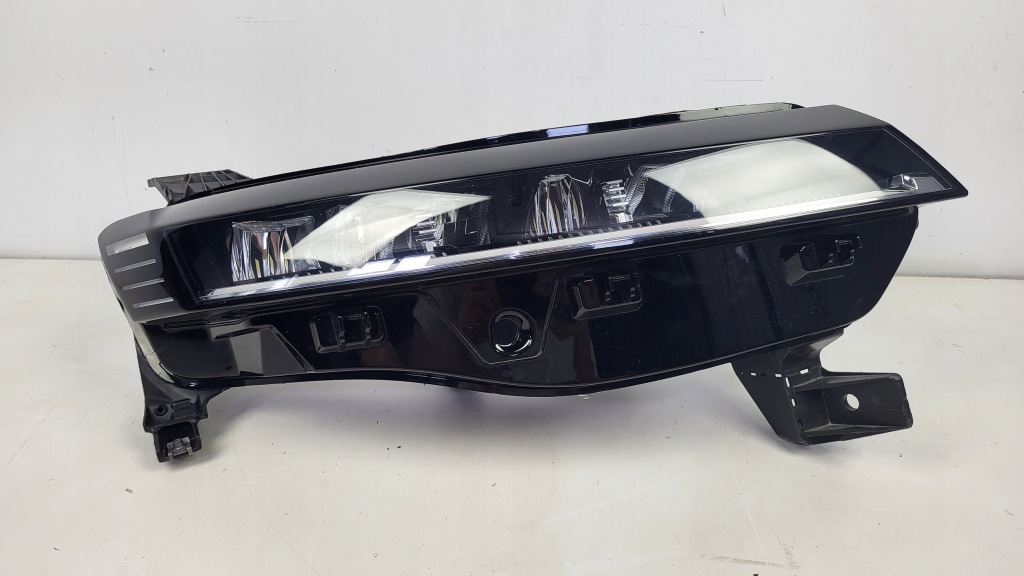 -фара фара передня правий renault megane e-tech e tech led Ціна