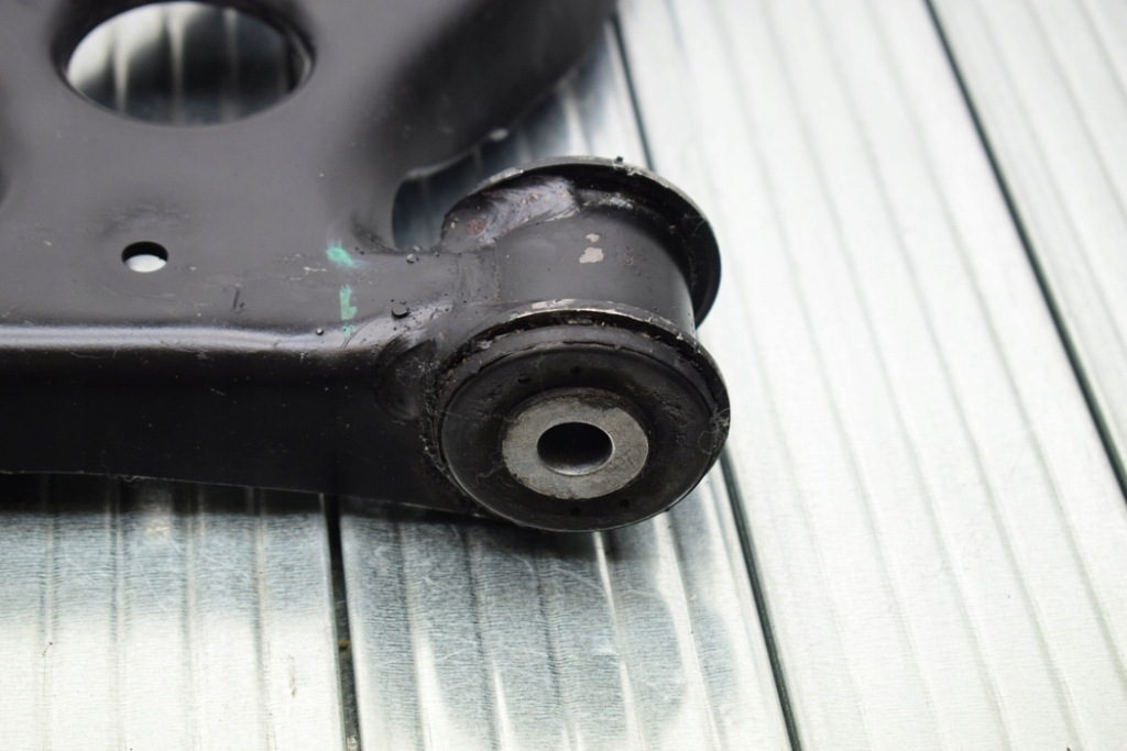 фото №8, Передний изогнутый правый рычаг vw tiguan 5n_ 1k0407166c 2014