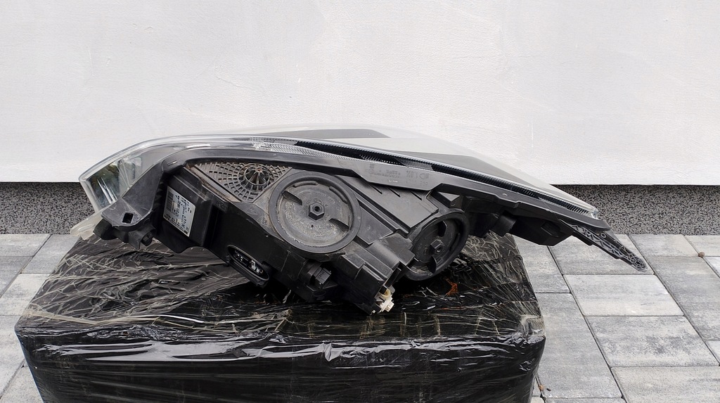 фото №10, Opel insignia a lift правая лампа bi ксенон led перед передняя ładna eu