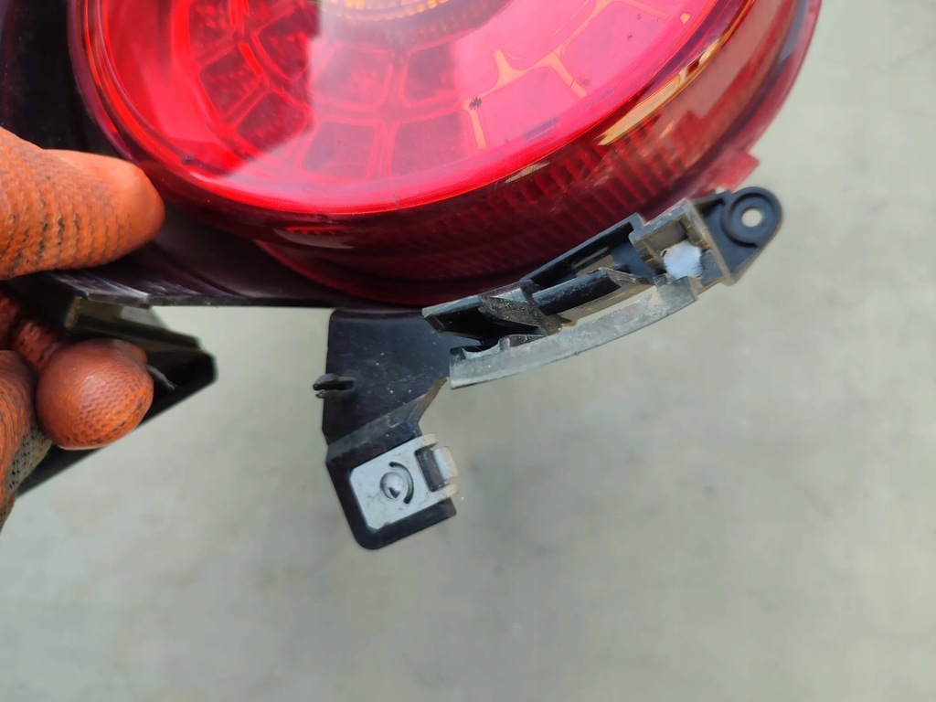 фото №6, Лампа вкладиш задня задня права alfa romeo mito 2009