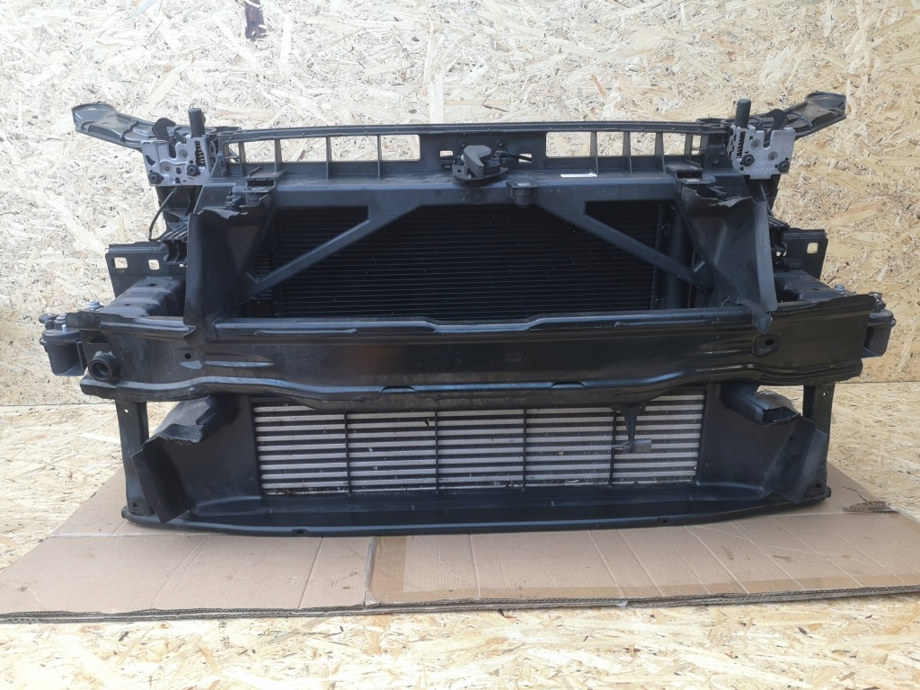 фото №1, Audi rs3 8y pas передний радиатор 2.5 tfsi 23r