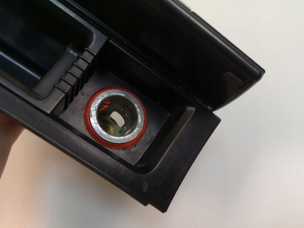 Volkswagen passat b6 2010 пепельница передняя туннель среднего Недорого