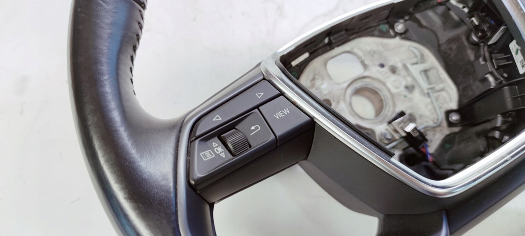 фото №9, Воздуховод кожа multi audi a6 c8 4n0419091 ładna