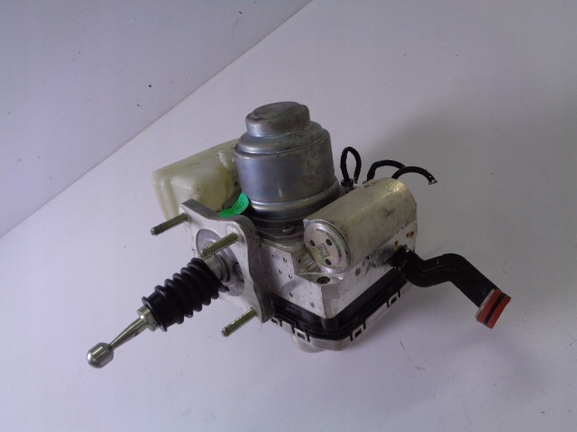 фото №3, Насос підсилювач гальм гальмівні alfa romeo giulia 2.2 дизель 2016 rok