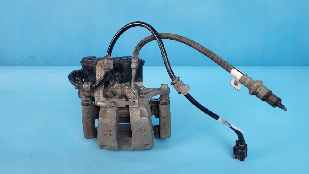 Tesla model 3 21r супорт гальмівний лівий задній 1044625-00-b Київ