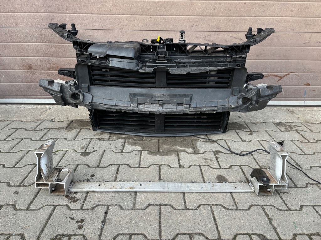 фото №6, Mercedes a klasa w177 - бампер перед капот pas - kpl.