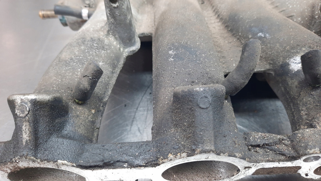 фото №9, Колектор всмоктуючий 09488033 volvo s60 v70 xc70 2.4b + lpg